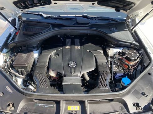 Used 2017 Mercedes-Benz GLS 450 GLS 450 Sport Utility 4D image 4