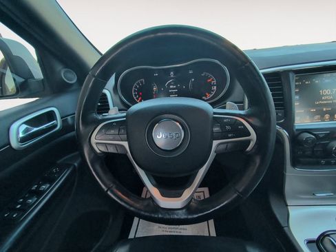 Used 2015 Jeep Grand Cherokee Altitude AWD/4WD image 12