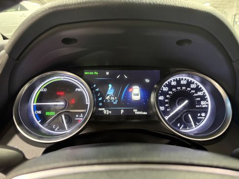 Used 2018 Toyota Camry XLE w/ Audio Package FWD image 14