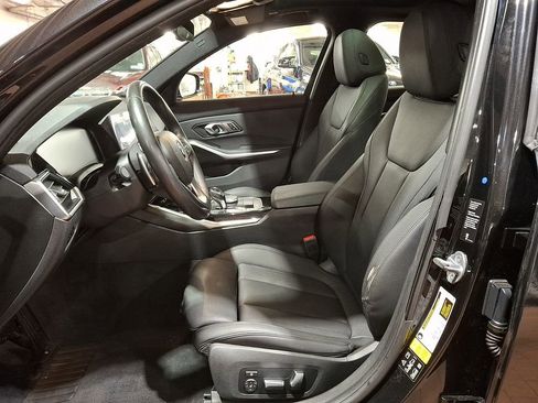 Used 2019 BMW 330i xDrive 330i xDrive w/ Convenience Package image 10