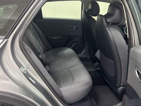 Used 2025 Kia K4 EX FWD image 27