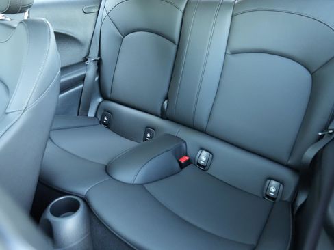 Certified 2024 MINI Cooper S image 10