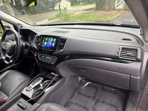 Used 2019 Honda Pilot Elite image 25