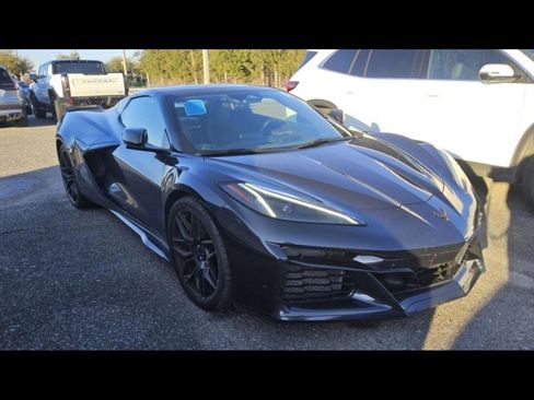 Used 2024 Chevrolet Corvette Z06 image 2