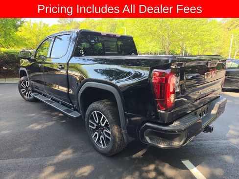 Used 2023 GMC Sierra 1500 AT4 w/ Technology Package AWD/4WD image 13