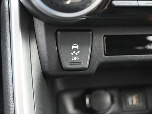 Certified 2025 Toyota RAV4 LE image 24