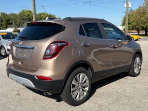 Used 2018 Buick Encore Preferred image 6