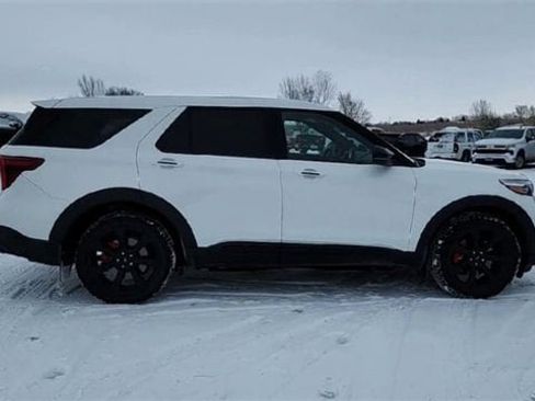 Used 2022 Ford Explorer ST w/ Equipment Group 401A image 9