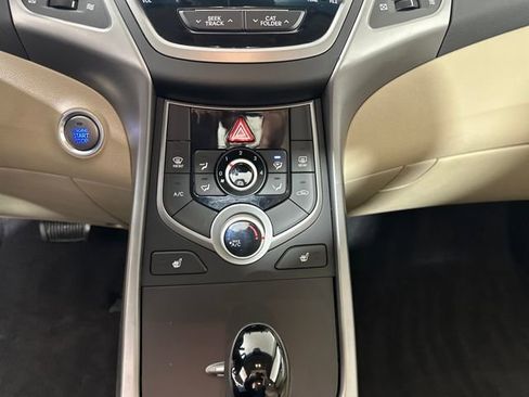 Used 2016 Hyundai Elantra Value Edition image 23