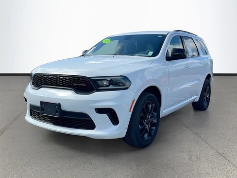 Certified 2023 Dodge Durango GT w/ Blacktop Package AWD/4WD image 3