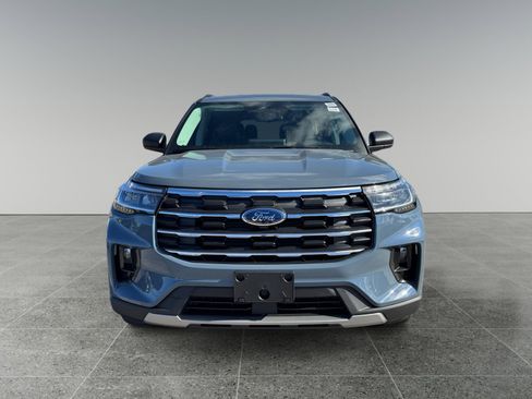 New 2026 Ford Explorer Active w/ Active Comfort Package image 8