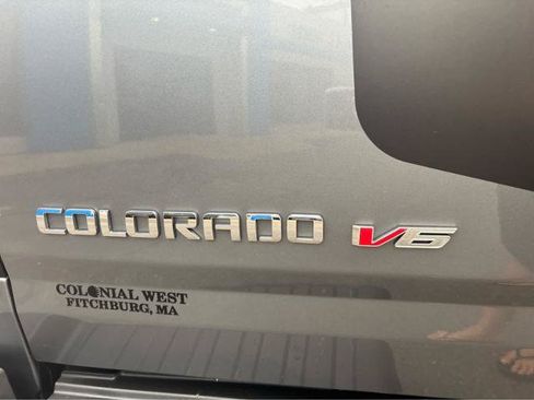 Used 2018 Chevrolet Colorado LT AWD/4WD image 25