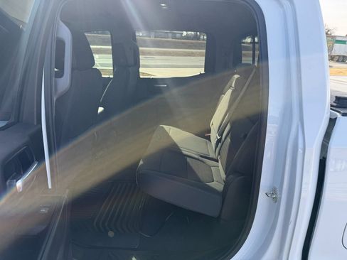 Used 2020 Chevrolet Silverado 1500 LT w/ Texas Edition image 15