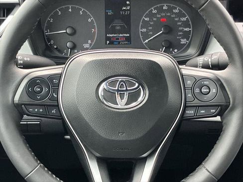 Certified 2024 Toyota Corolla SE image 18