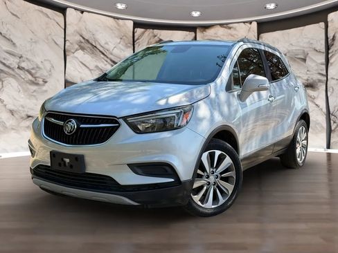 Used 2018 Buick Encore Preferred FWD image 1