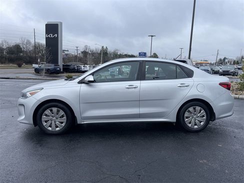 Used 2020 Kia Rio S image 3