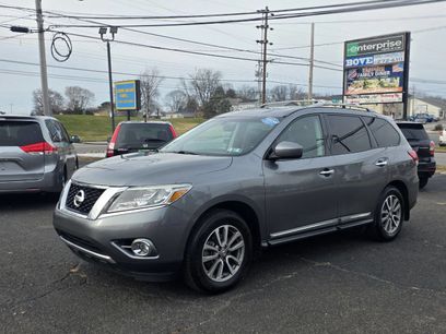 Used 2015 Nissan Pathfinder SL w/ Trailer Tow Package