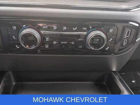 Used 2025 Chevrolet Silverado 1500 ZR2 w/ Technology Package image 19