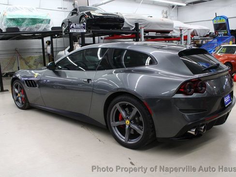 Used 2017 Ferrari GTC4Lusso AWD/4WD image 5