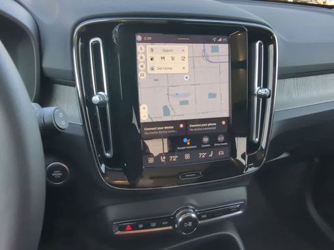 New 2026 Volvo XC40 B5 Core w/ Protection Package Premier image 26