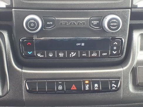 Used 2025 RAM ProMaster 3500 w/ Quick Order Package 22G SLT image 8