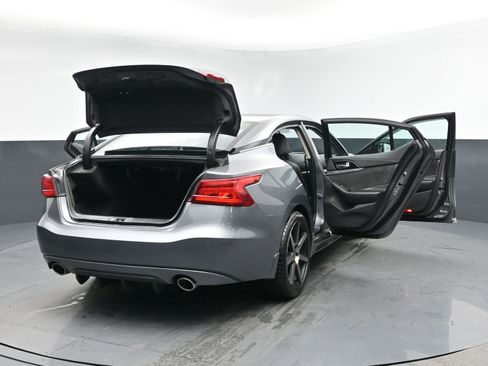 Used 2016 Nissan Maxima SR FWD image 25