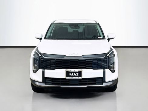 New 2026 Kia Sportage LX FWD image 2