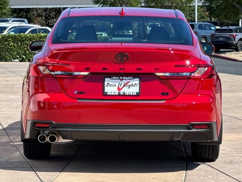 New 2026 Toyota Camry SE w/ Convenience Package FWD image 5
