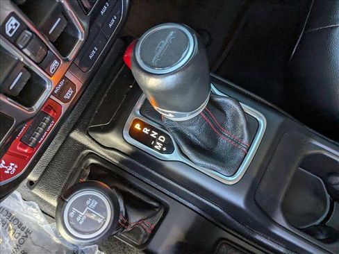 Used 2021 Jeep Gladiator Rubicon image 12