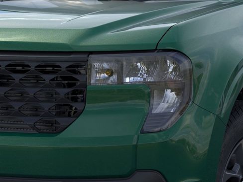 New 2025 Ford Maverick XLT w/ Equipment Group 301A image 22