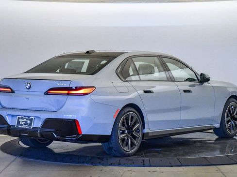 New 2026 BMW 740i w/ Premium Package image 5