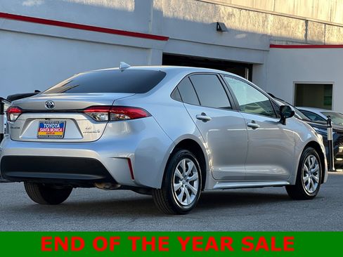 Used 2024 Toyota Corolla LE image 4