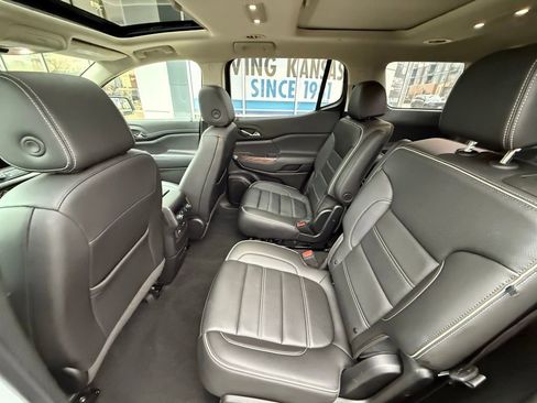 Used 2021 GMC Acadia Denali w/ Denali Ultimate Package image 31