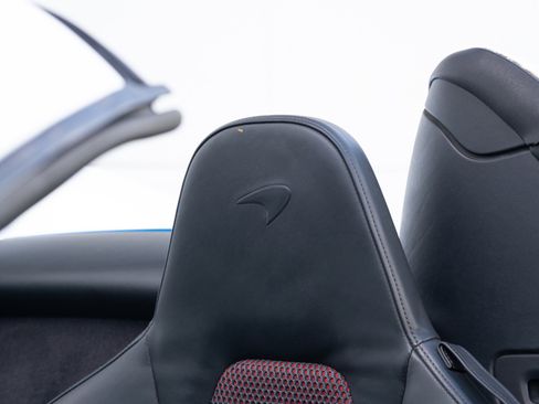 Used 2013 McLaren MP4-12C Spider RWD image 42