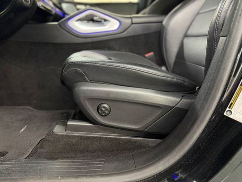 Used 2020 Mercedes-Benz GLE 350 4MATIC image 33