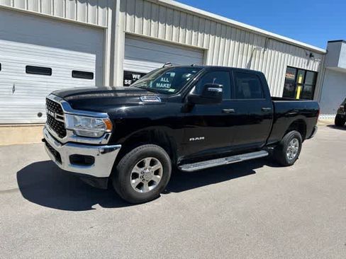 Used 2024 RAM 2500 Big Horn AWD/4WD image 14