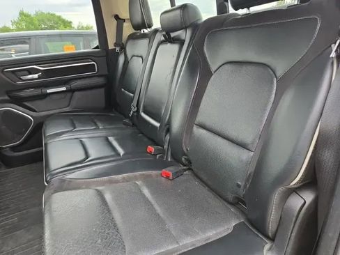 Used 2019 RAM 1500 Laramie AWD/4WD image 9