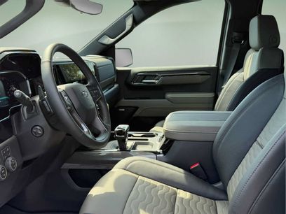 New 2026 Chevrolet Silverado 1500 ZR2 w/ LPO, Dark Essentials Package