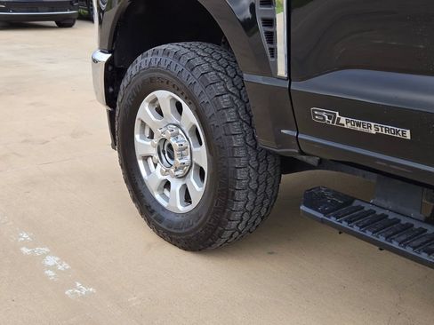Used 2024 Ford F250 XLT w/ FX4 Off-Road Package AWD/4WD image 20