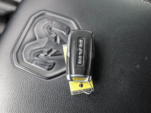Used 2022 RAM 1500 Laramie AWD/4WD image 36