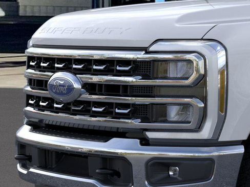 New 2026 Ford F250 Lariat w/ FX4 Off-Road Package AWD/4WD image 17