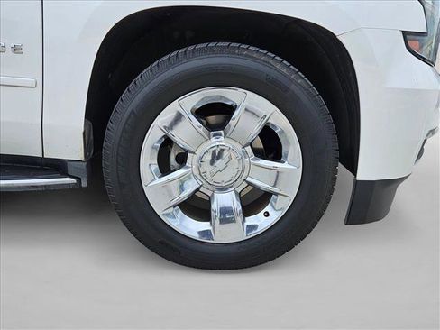Used 2019 Chevrolet Tahoe Premier RWD image 25