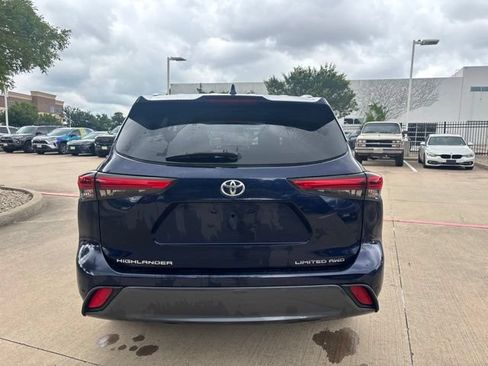 Used 2022 Toyota Highlander Limited AWD/4WD image 6