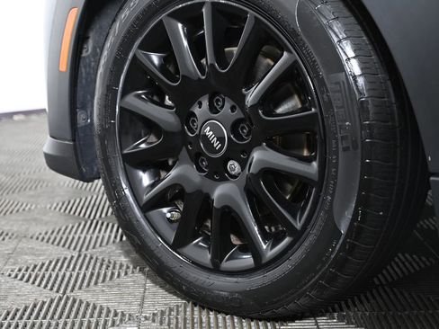 Certified 2023 MINI Cooper 4-Door Hardtop FWD image 32