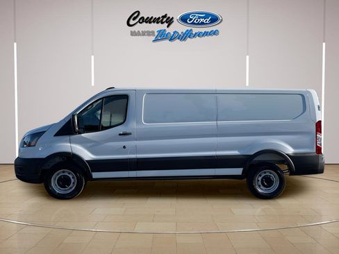 New 2026 Ford Transit 250 Low Roof image 24