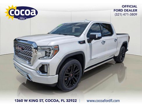 Used 2022 GMC Sierra 1500 Denali w/ Denali Reserve Package AWD/4WD image 1
