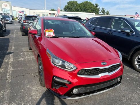 Used 2019 Kia Forte LXS FWD image 1