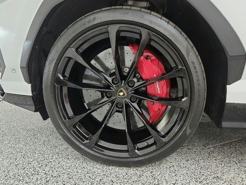Used 2023 Lamborghini Urus S AWD/4WD image 43