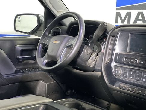 Used 2017 Chevrolet Silverado 2500 W/T AWD/4WD image 10