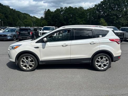 Used 2016 Ford Escape Titanium FWD image 5